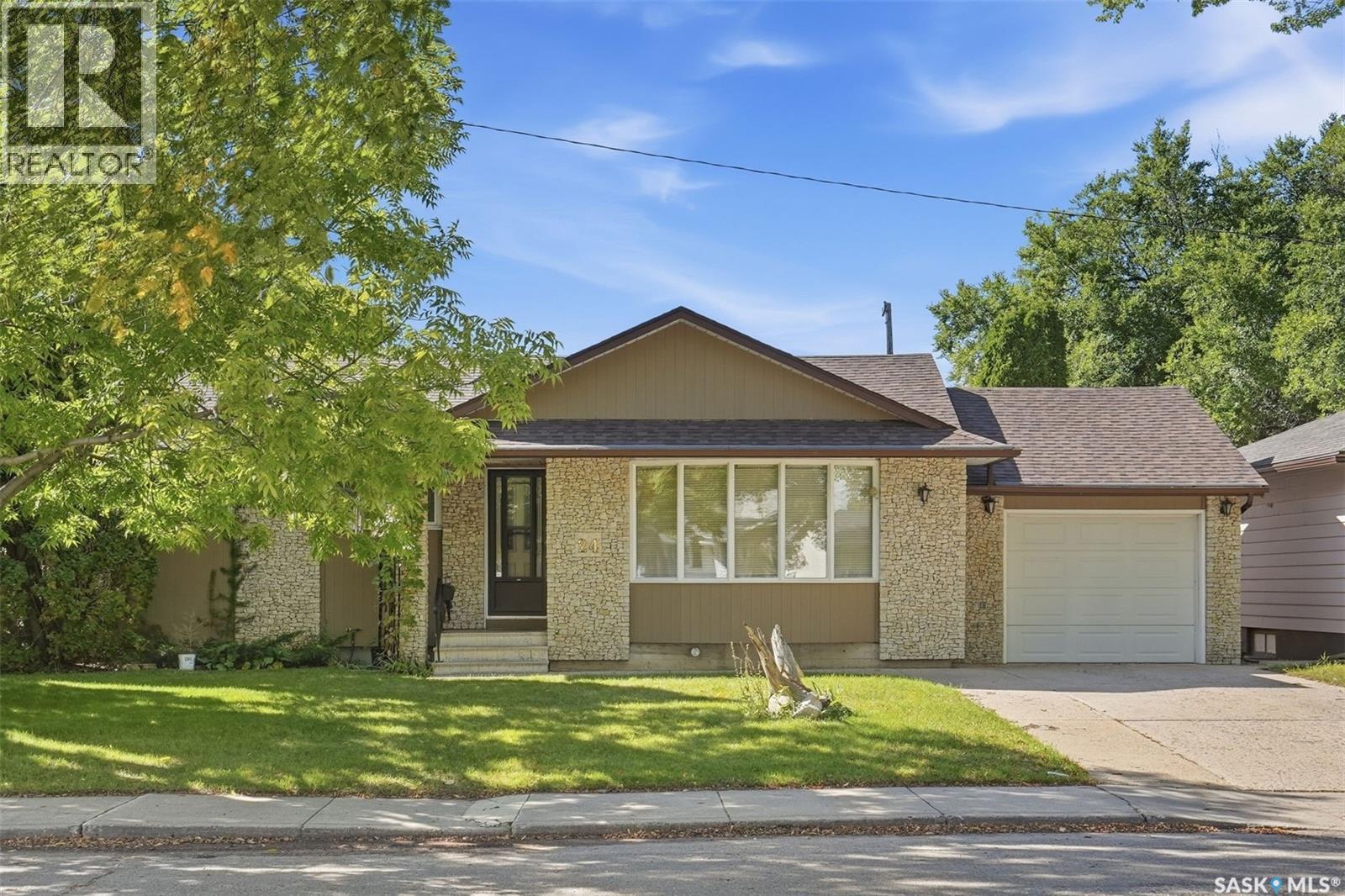 24 Harrison Crescent, Saskatoon, Saskatchewan  S7J 2L1 - Photo 3 - SK048826
