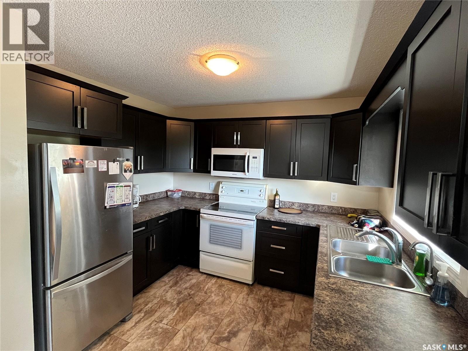 1055 Kenderdine Drive N, Regina, Saskatchewan  S4X 4H5 - Photo 14 - SK048815