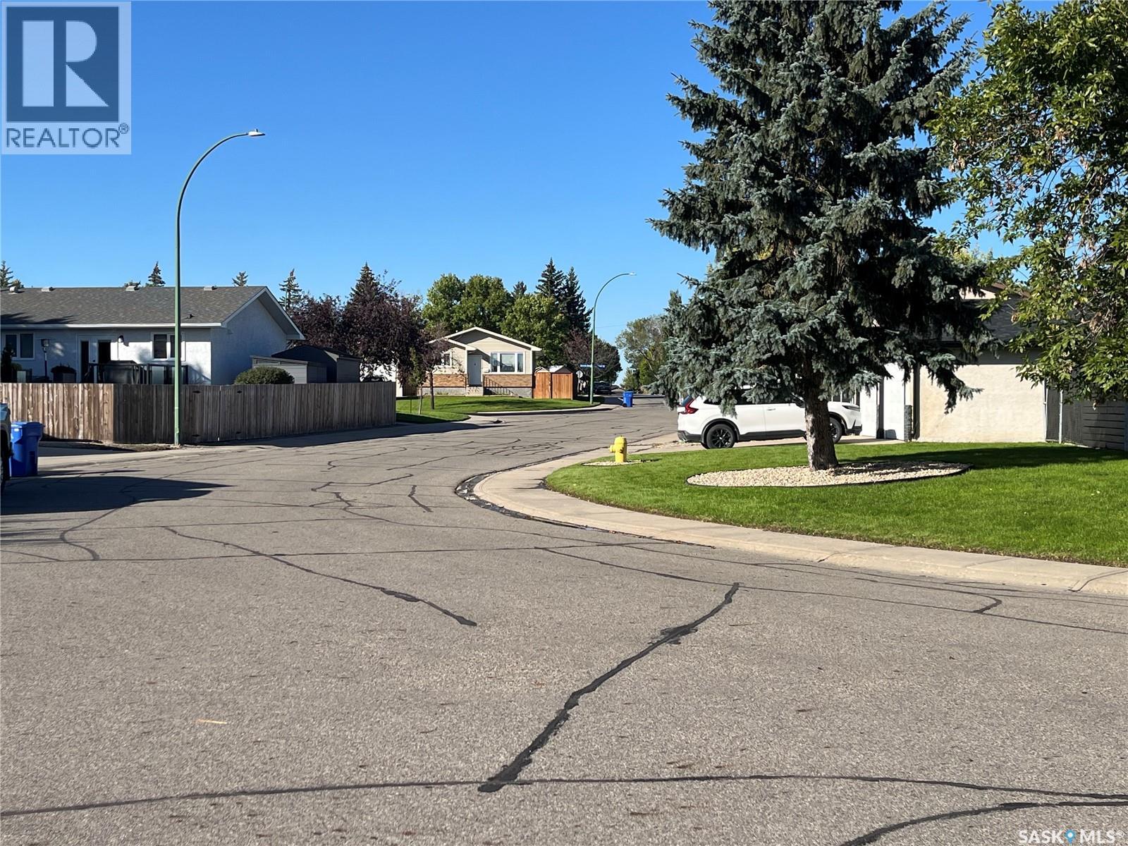 1055 Kenderdine Drive N, Regina, Saskatchewan  S4X 4H5 - Photo 4 - SK048815