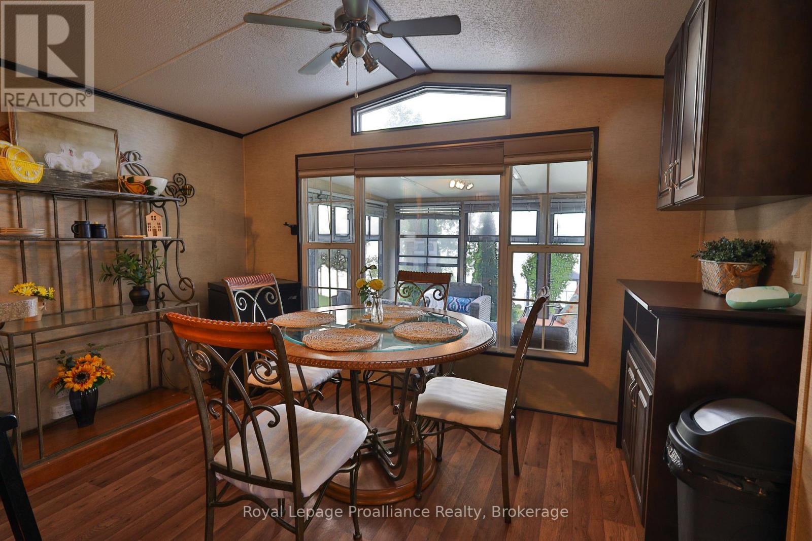 486 Cty Rd 18- 50 Cherry Beach Lane, Prince Edward County, Ontario  K0K 2T0 - Photo 10 - X13801512