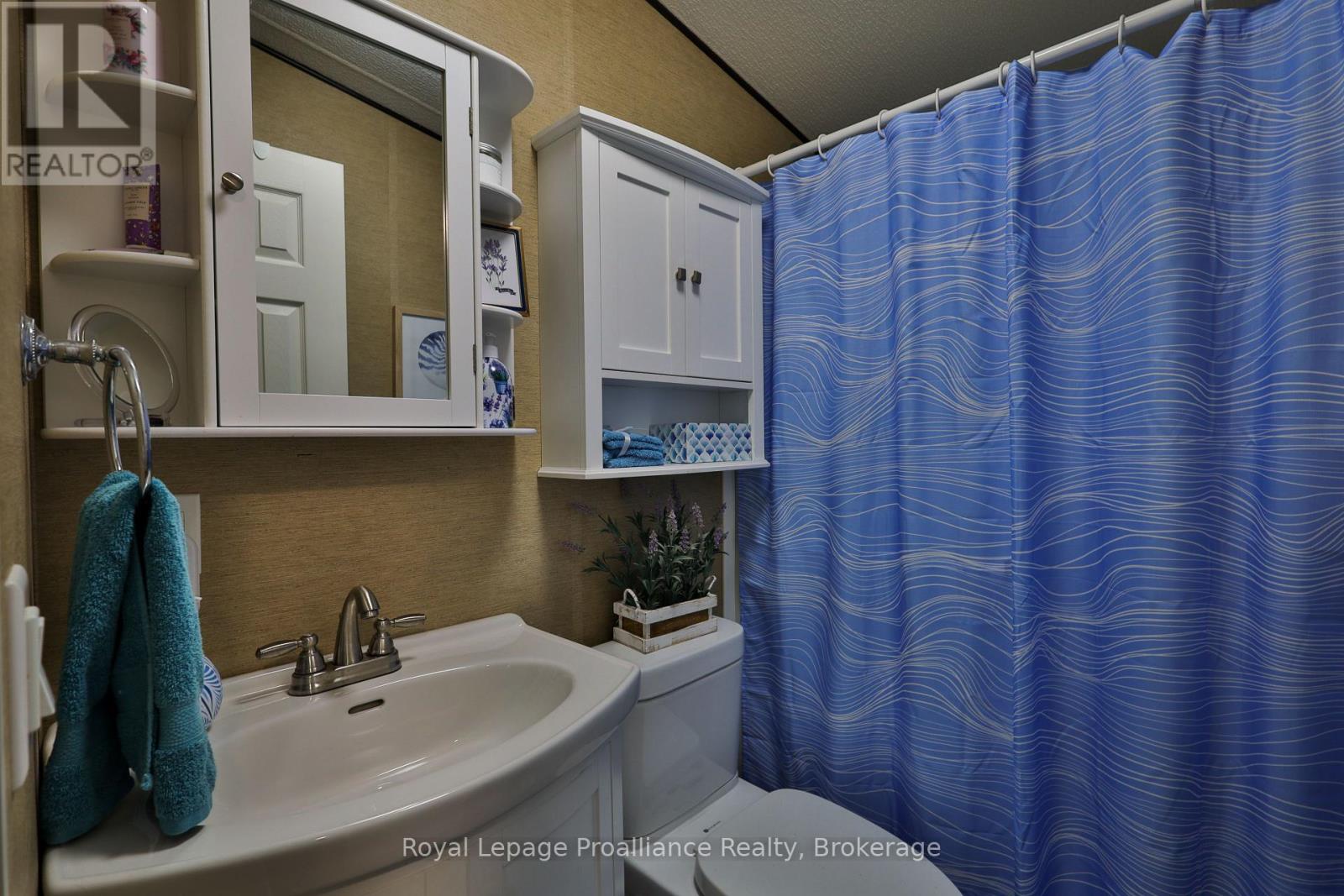486 Cty Rd 18- 50 Cherry Beach Lane, Prince Edward County, Ontario  K0K 2T0 - Photo 20 - X13801512