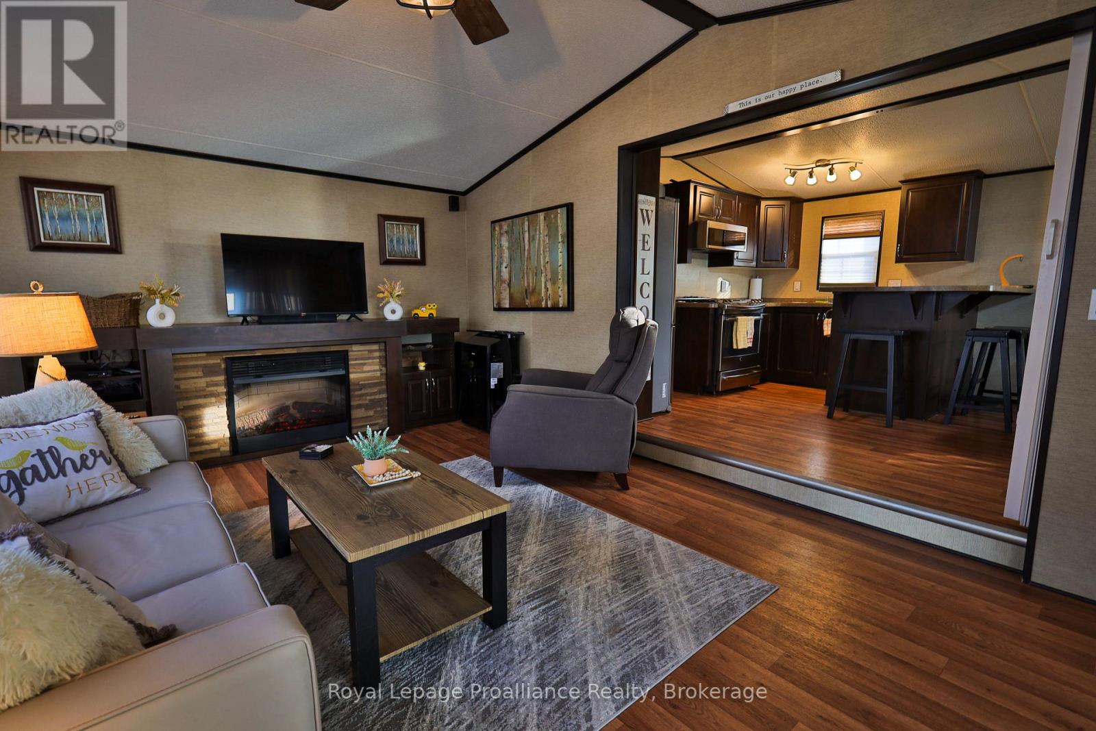 486 Cty Rd 18- 50 Cherry Beach Lane, Prince Edward County, Ontario  K0K 2T0 - Photo 7 - X13801512
