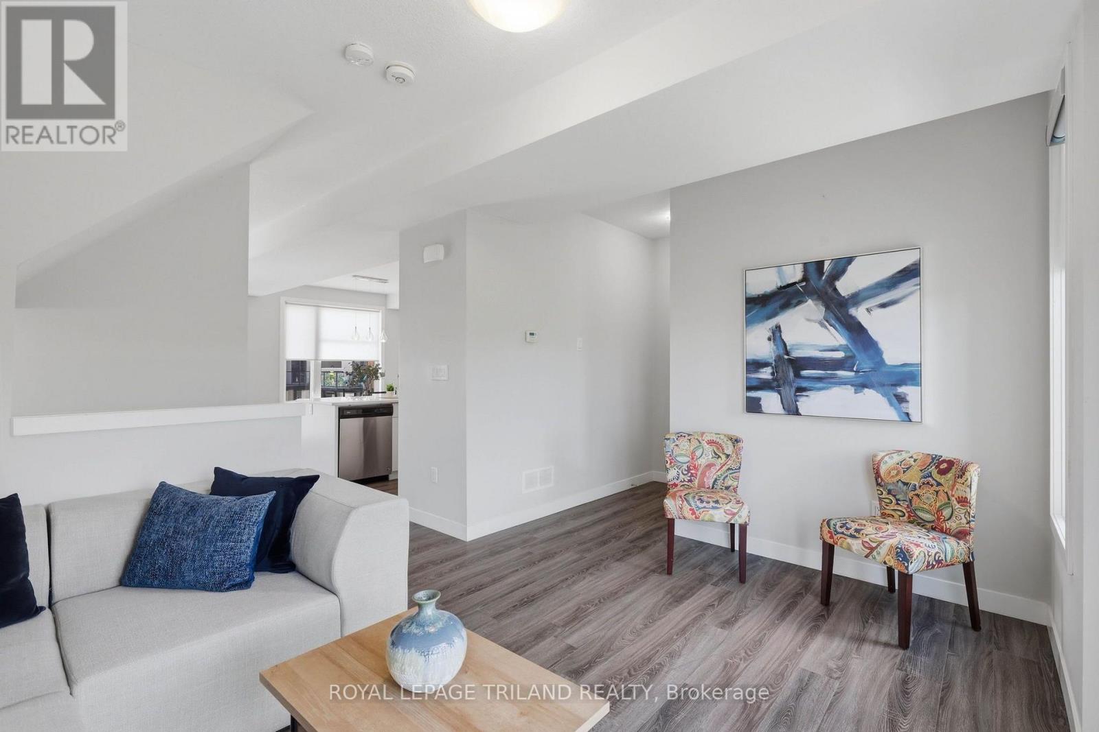 954 West Village Square, London North, Ontario  N6H 0J7 - Photo 10 - X13801354