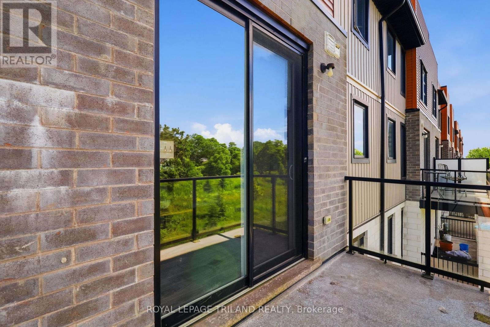 954 West Village Square, London North, Ontario  N6H 0J7 - Photo 12 - X13801354