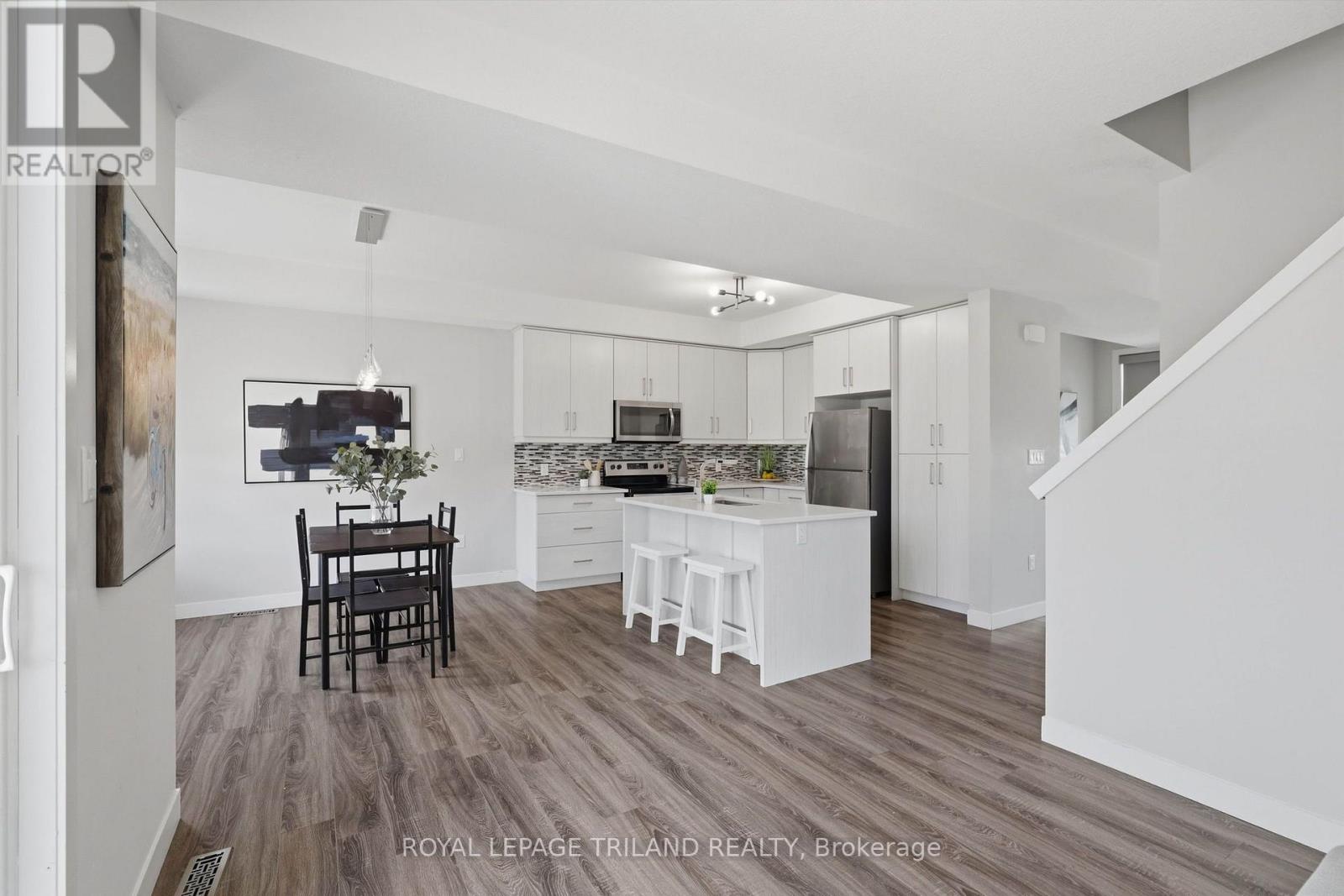 954 West Village Square, London North, Ontario  N6H 0J7 - Photo 16 - X13801354