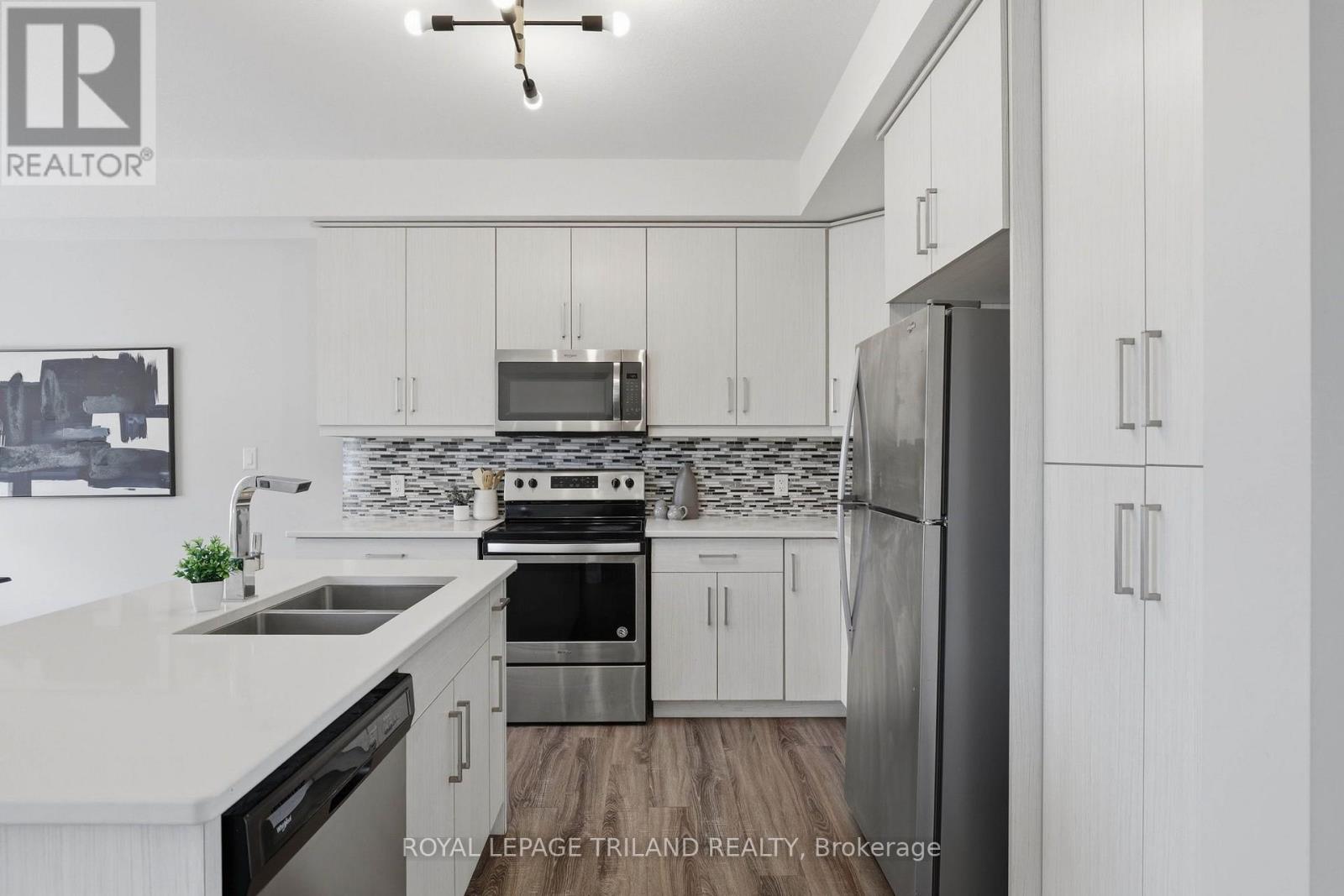 954 West Village Square, London North, Ontario  N6H 0J7 - Photo 20 - X13801354