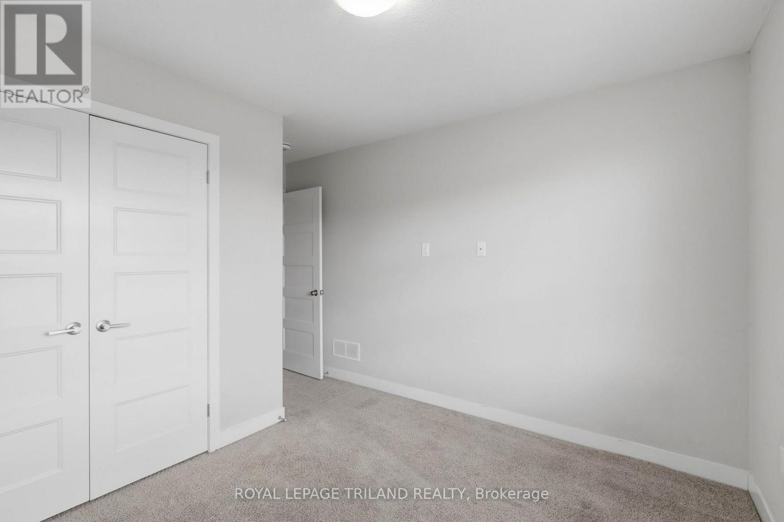 954 West Village Square, London North, Ontario  N6H 0J7 - Photo 27 - X13801354