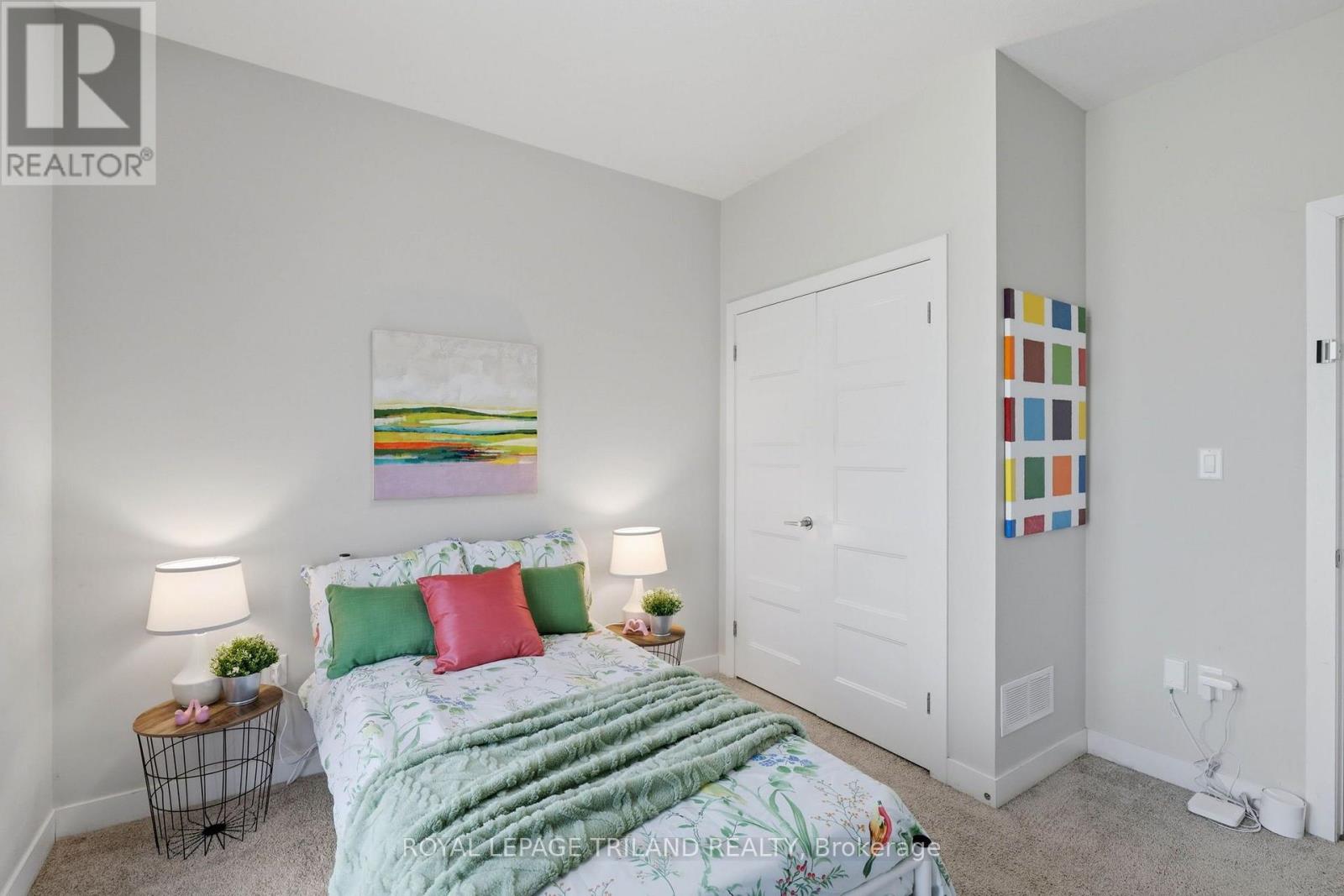 954 West Village Square, London North, Ontario  N6H 0J7 - Photo 7 - X13801354