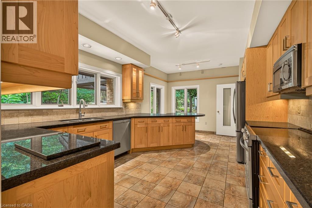 539 Ontario Street, Ancaster, Ontario  L9G 3E1 - Photo 7 - 40864180