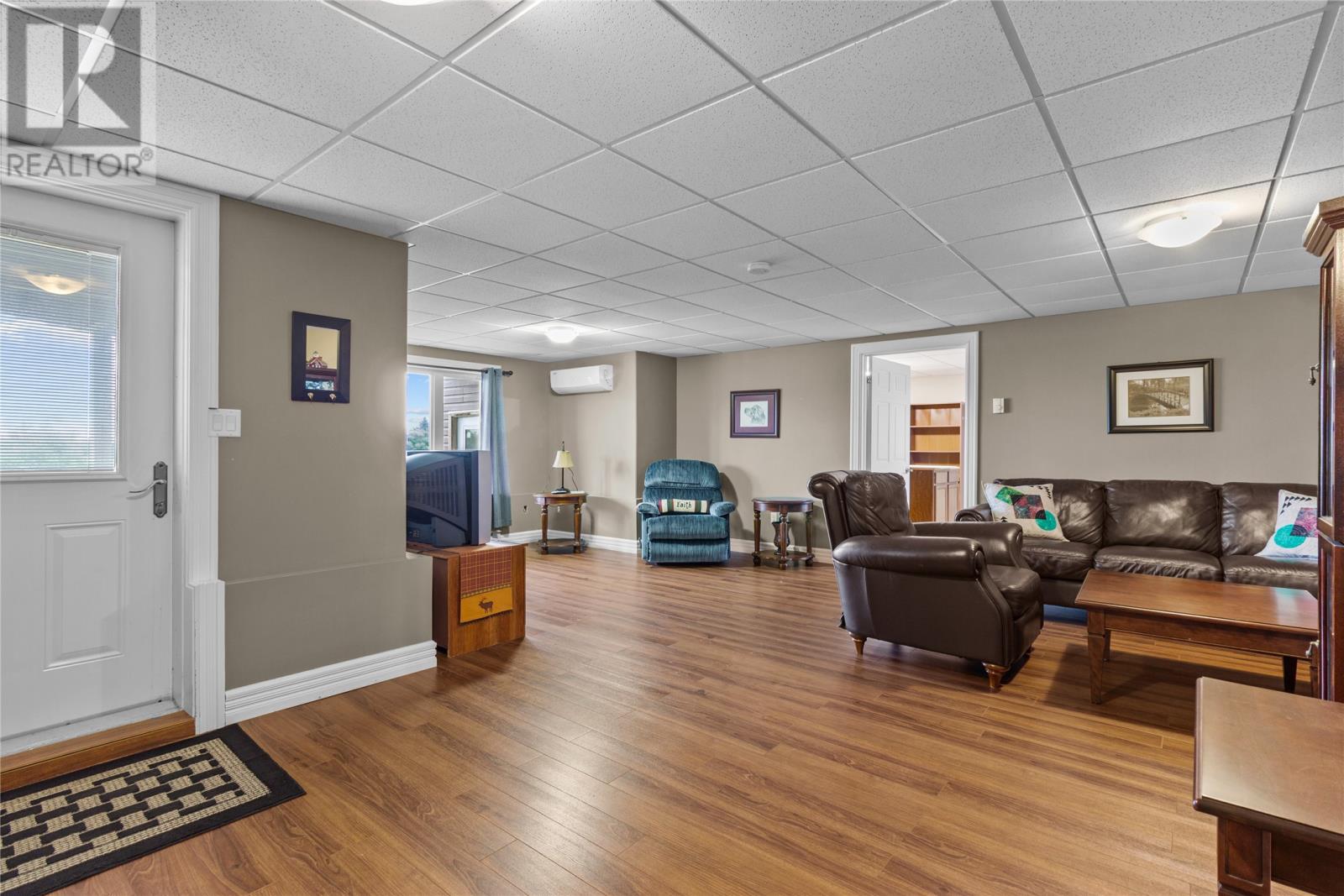 45 Kestrel Drive, Paradise — photo 29