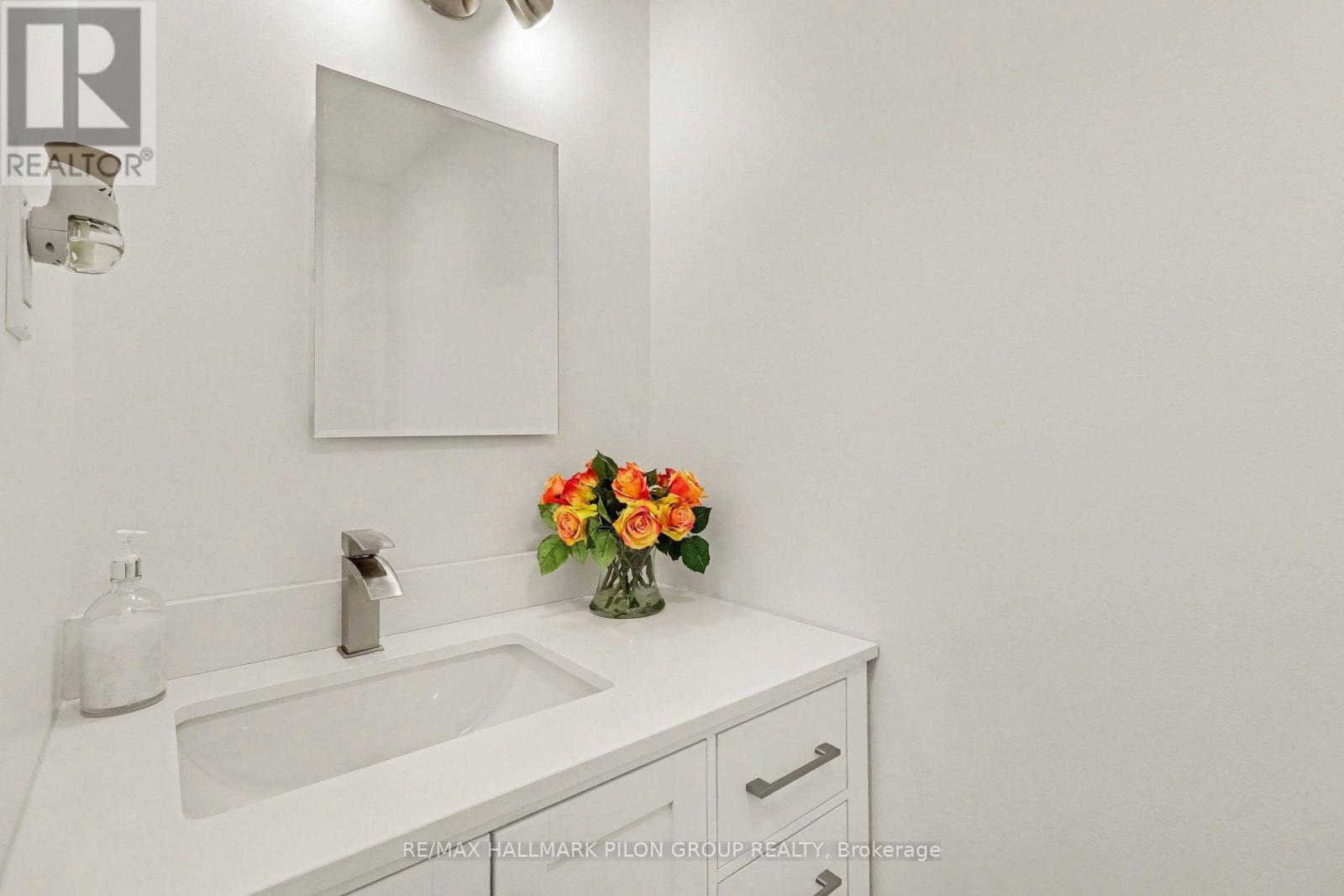 16 Eastpark Drive, Ottawa, Ontario  K1B 3Z8 - Photo 13 - X13801348
