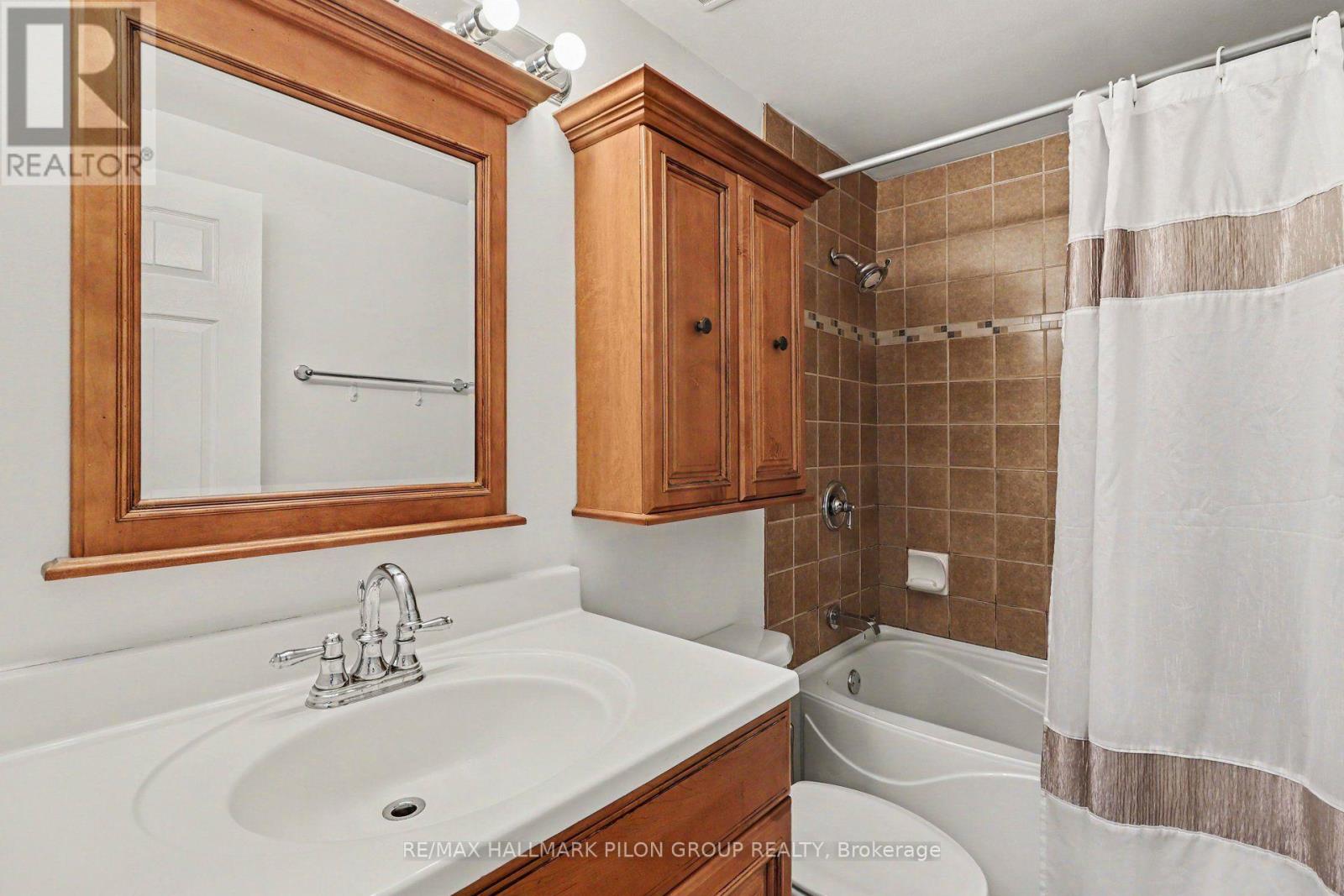 16 Eastpark Drive, Ottawa, Ontario  K1B 3Z8 - Photo 17 - X13801348