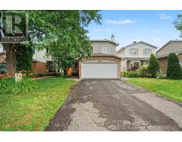 1879 LECLAIR CRESCENT, Ottawa, Ontario