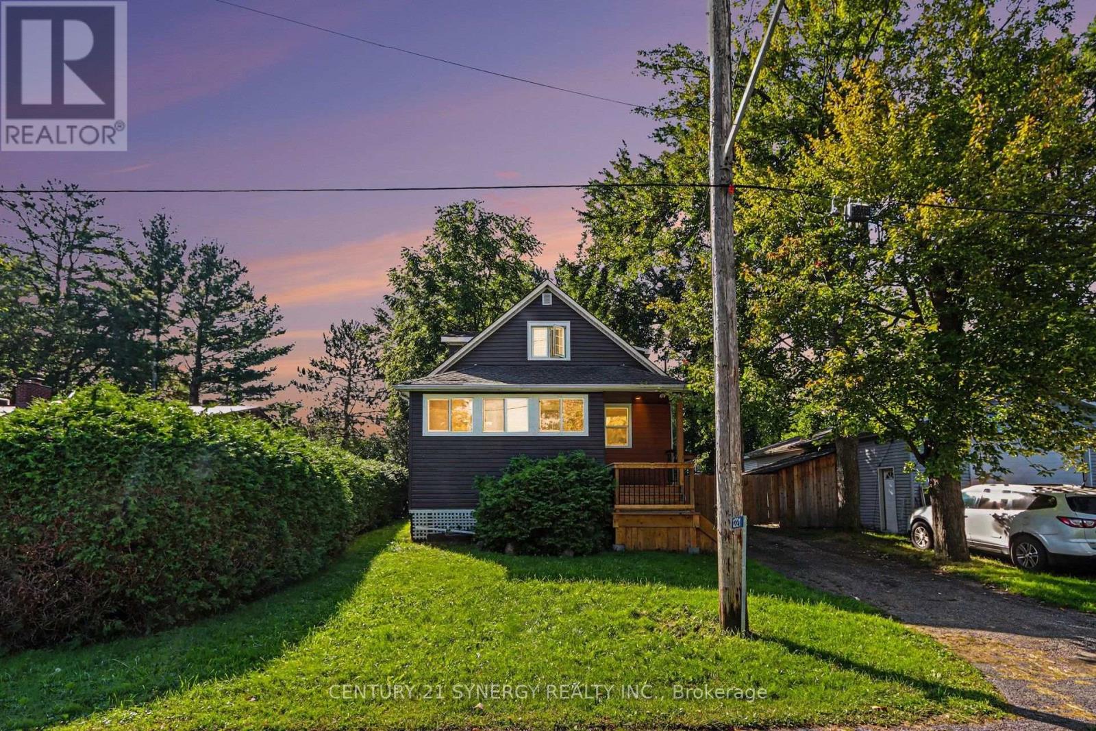 1221 FAIRGREEN AVENUE, ottawa, Ontario