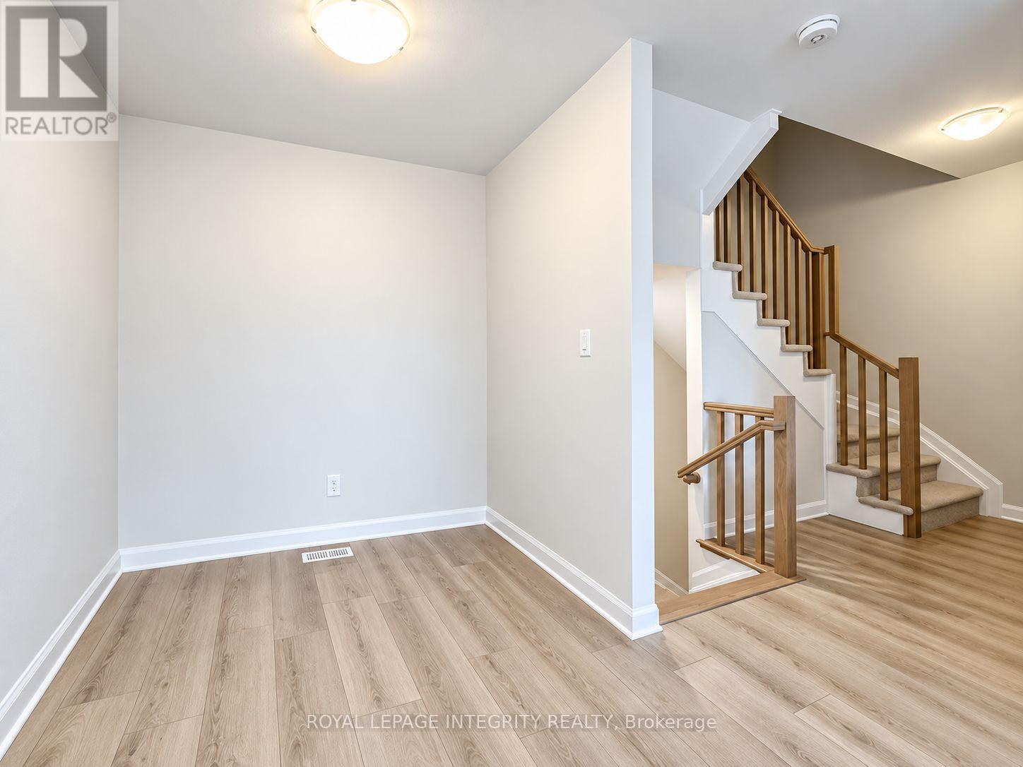 286 Elsie Macgill Walk, Ottawa, Ontario  K2W 0L2 - Photo 5 - X13801444