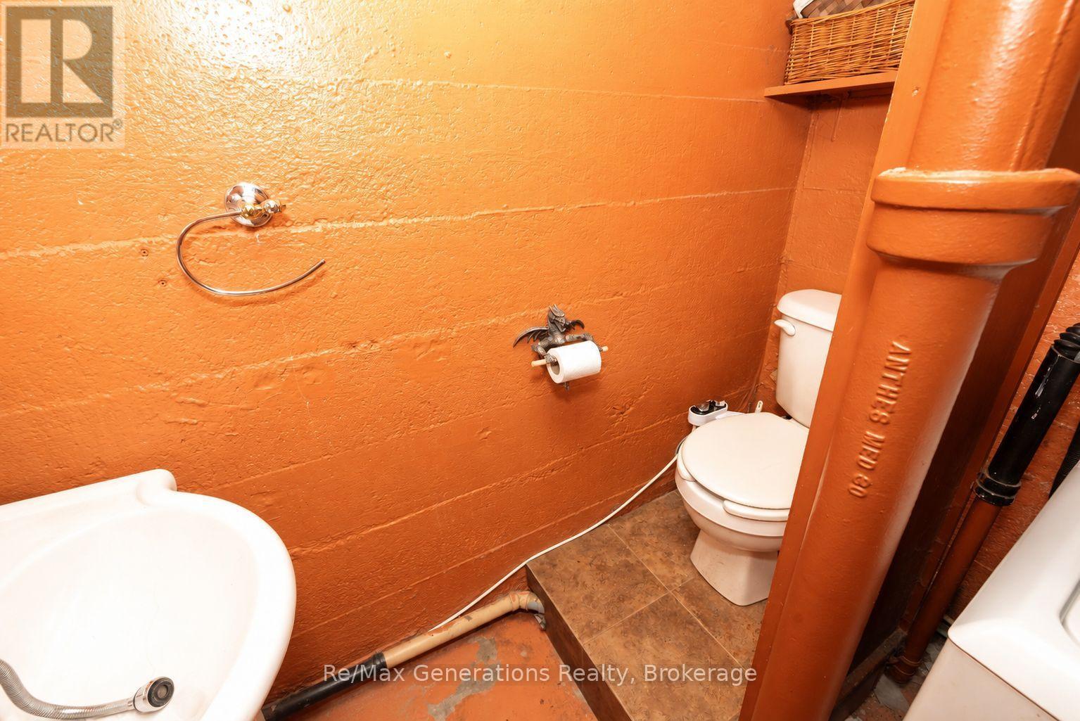 511 Empire Avenue E, Thunder Bay, Ontario  P7E 4S8 - Photo 18 - X13801476