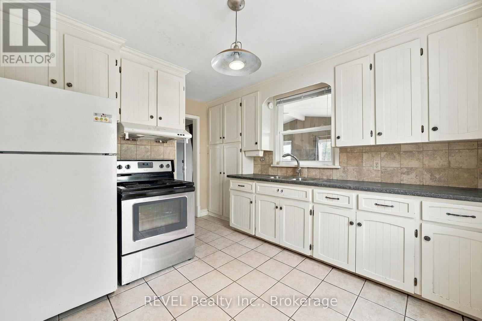 5892 Murray Street, Niagara Falls, Ontario  L2G 2J8 - Photo 9 - X13801454