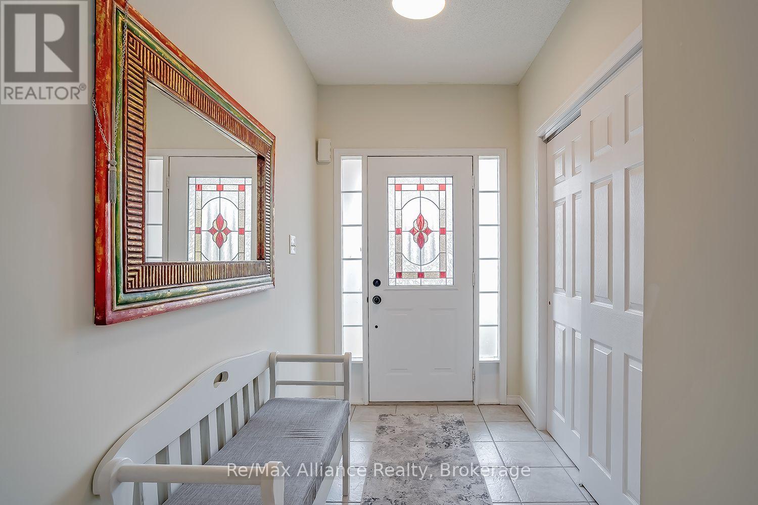 2155 Redstone Crescent, Oakville, Ontario  L6M 5B2 - Photo 3 - W13801438