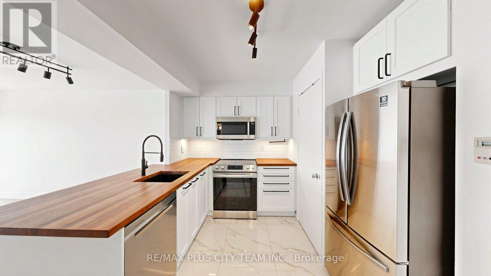 827 - 600 Queens Quay W, Toronto, Ontario  M5V 3M3 - Photo 10 - C13801230