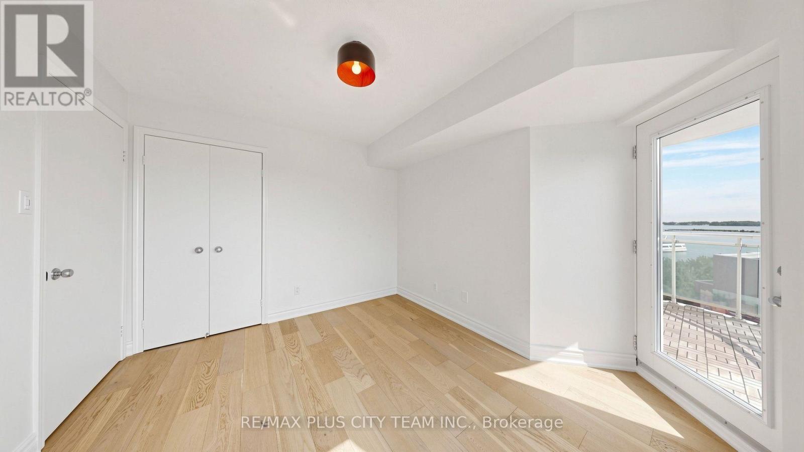 827 - 600 Queens Quay W, Toronto, Ontario  M5V 3M3 - Photo 18 - C13801230