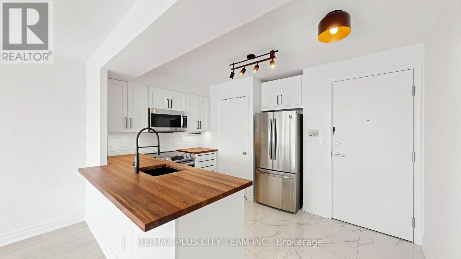 827 - 600 Queens Quay W, Toronto, Ontario  M5V 3M3 - Photo 9 - C13801230
