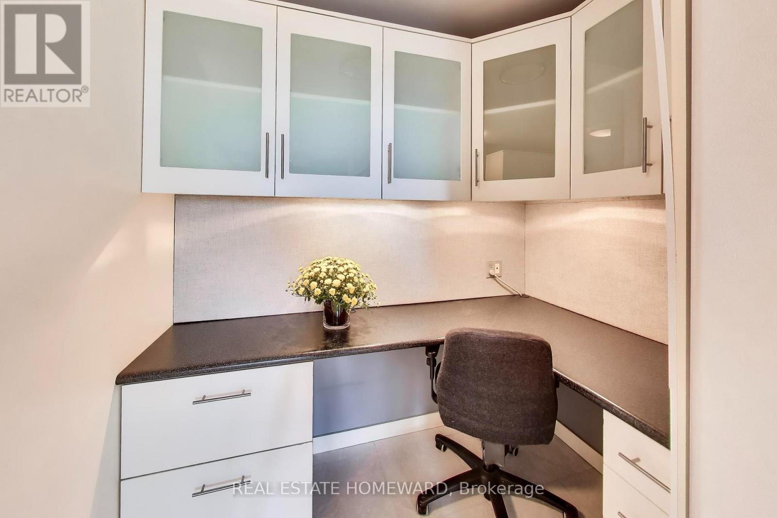 1506 - 75 Wynford Heights Crescent, Toronto, Ontario  M3C 3H9 - Photo 12 - C13801252