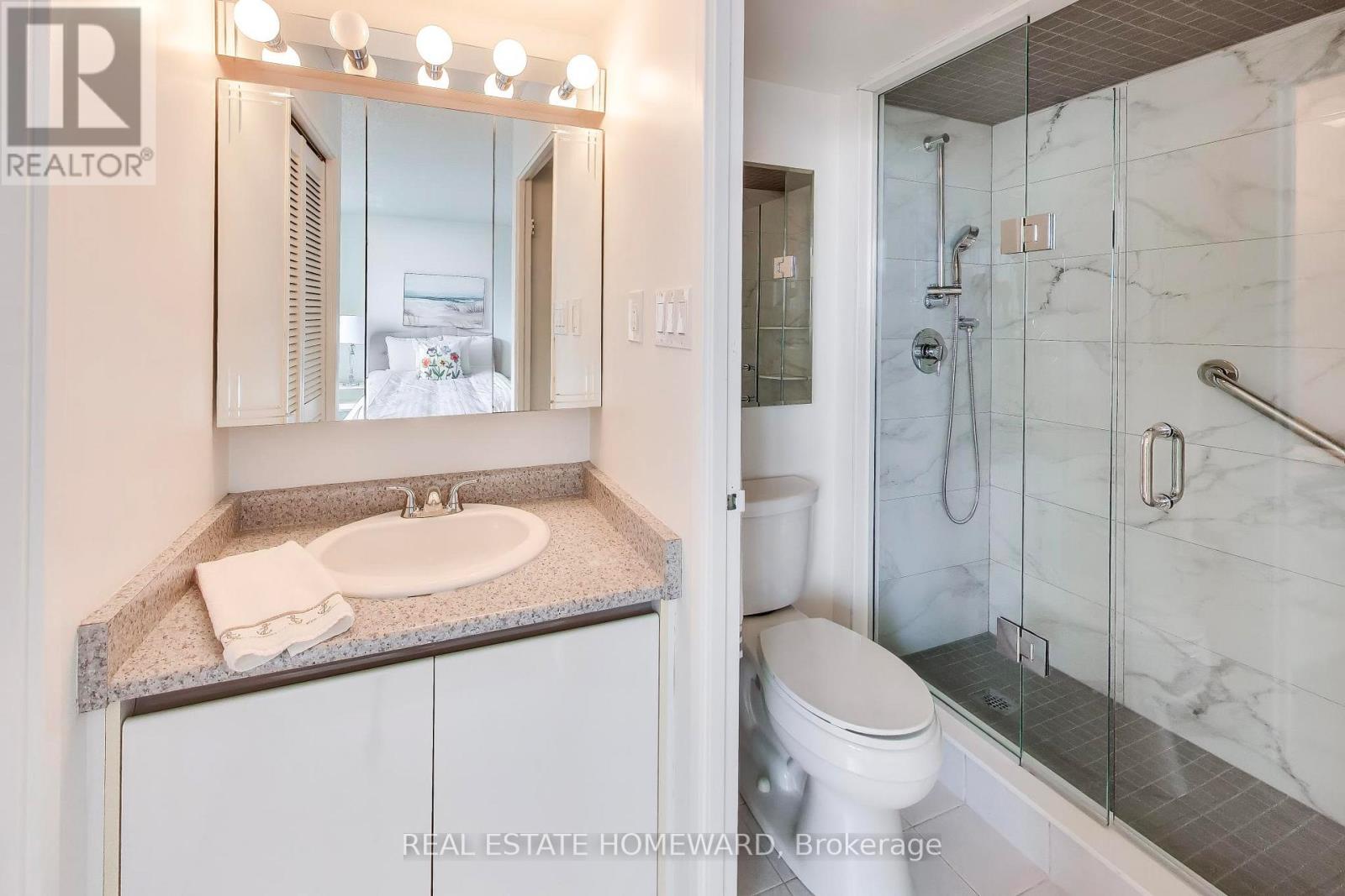 1506 - 75 Wynford Heights Crescent, Toronto, Ontario  M3C 3H9 - Photo 16 - C13801252