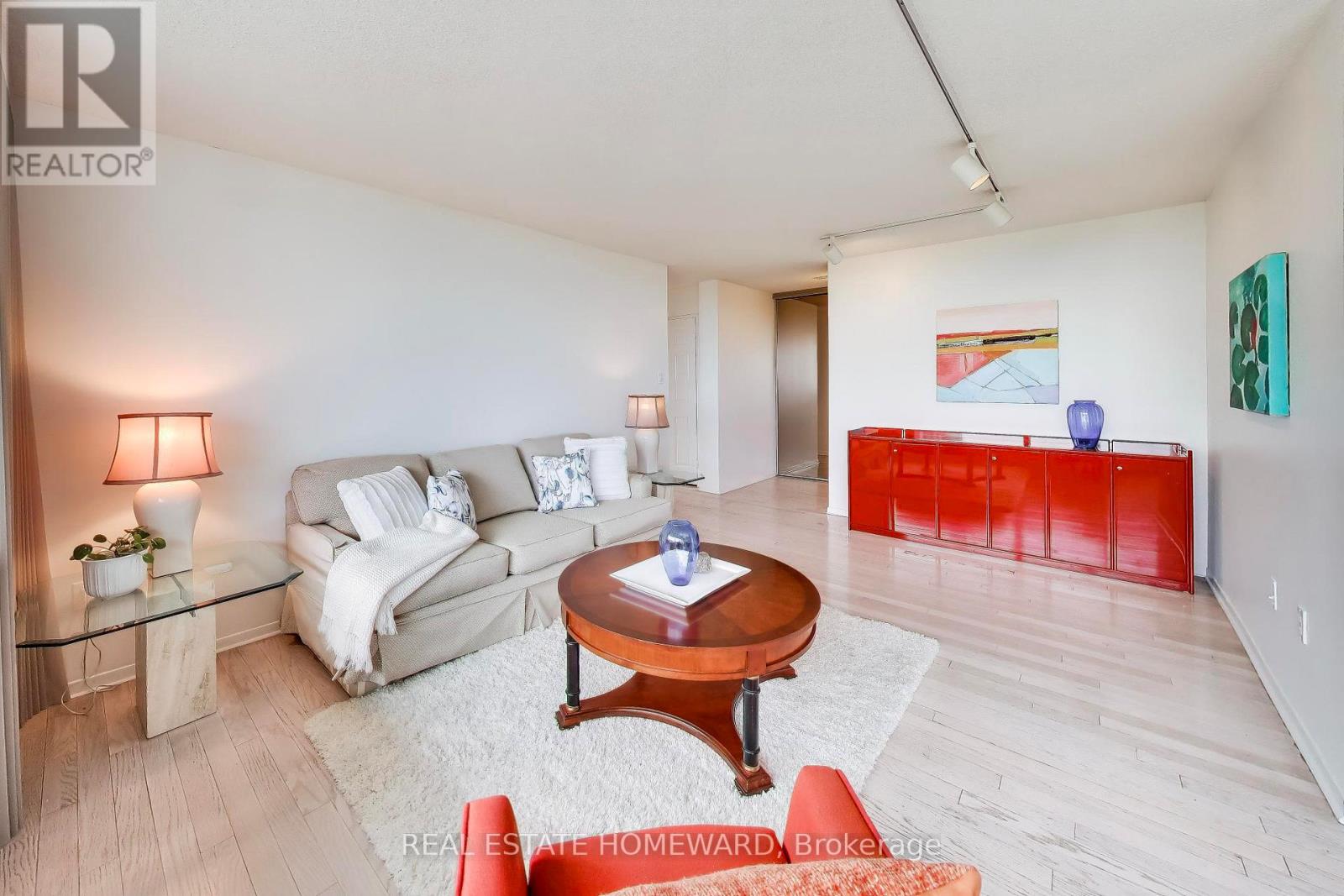 1506 - 75 Wynford Heights Crescent, Toronto, Ontario  M3C 3H9 - Photo 8 - C13801252