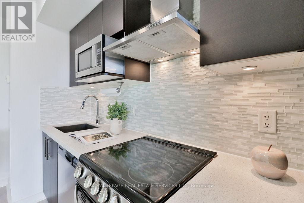 908 - 58 Orchard View Boulevard, Toronto, Ontario  M4R 0A2 - Photo 14 - C13801318