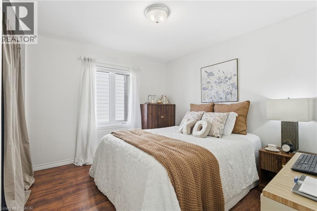 352 East 28th Street, Hamilton, Ontario  L8V 3J6 - Photo 22 - 40864612
