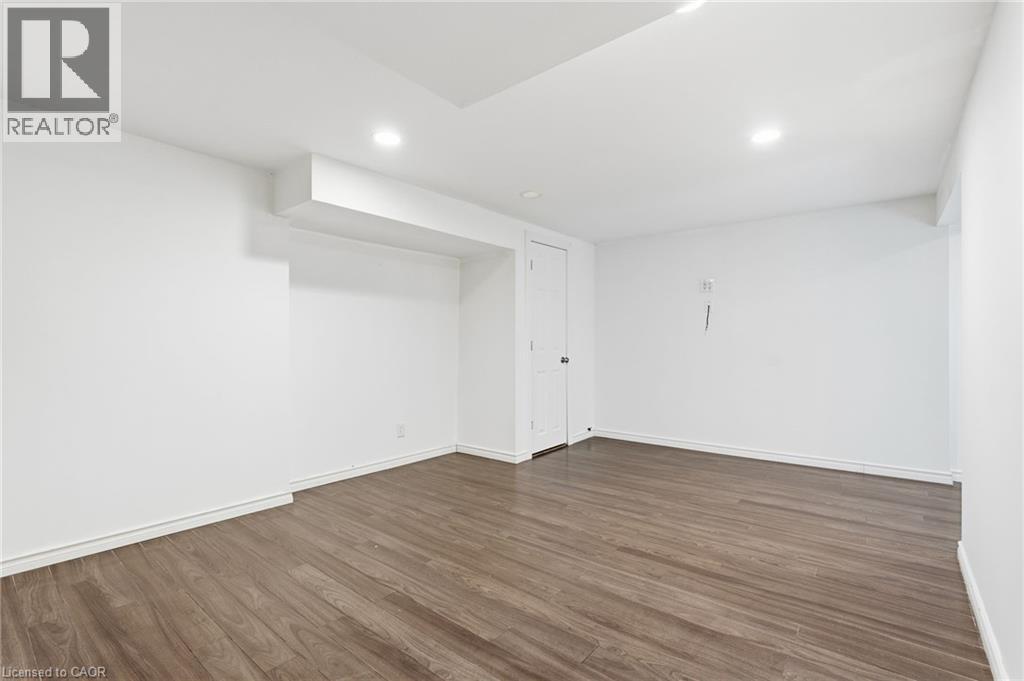352 East 28th Street, Hamilton, Ontario  L8V 3J6 - Photo 38 - 40864612