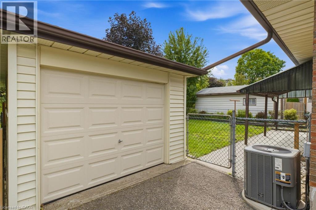235 Blucher Street, Kitchener, Ontario  N2H 5V6 - Photo 41 - 40863881