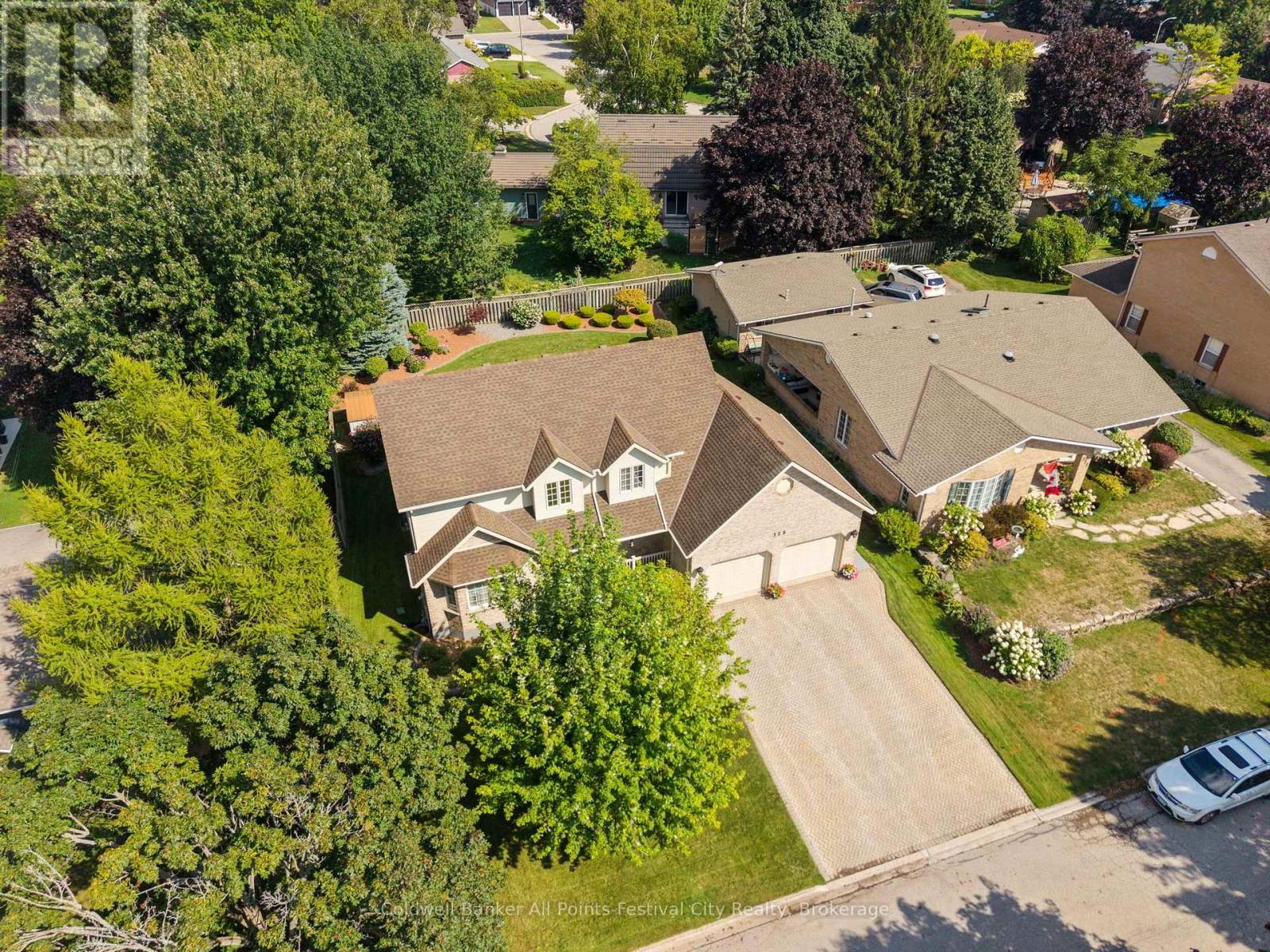 325 Young Street, Goderich, Ontario  N7A 4K6 - Photo 3 - X13801260