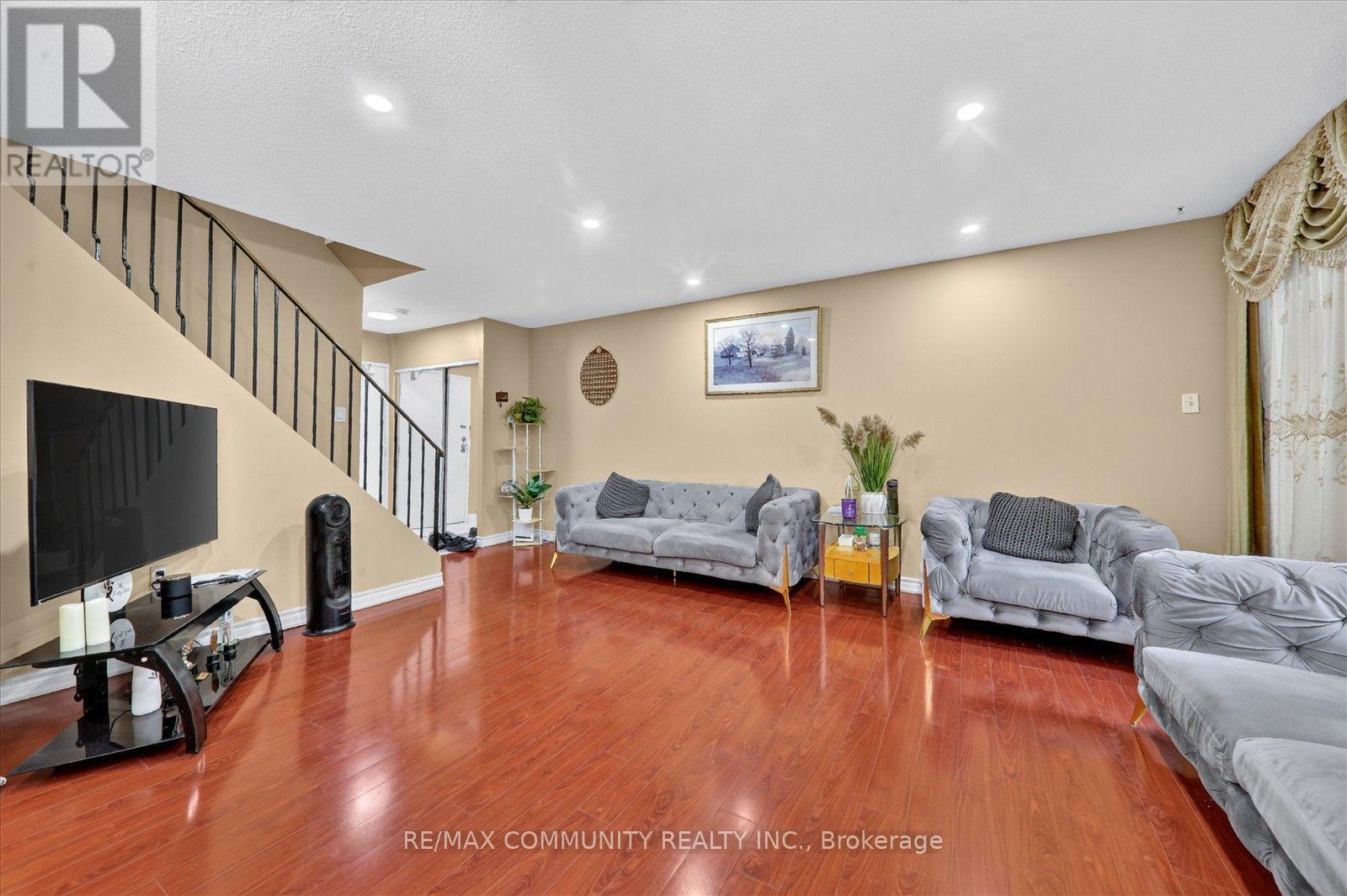 1067 - 100 Mornelle Court, Toronto, Ontario  M1E 4X2 - Photo 15 - E13801176