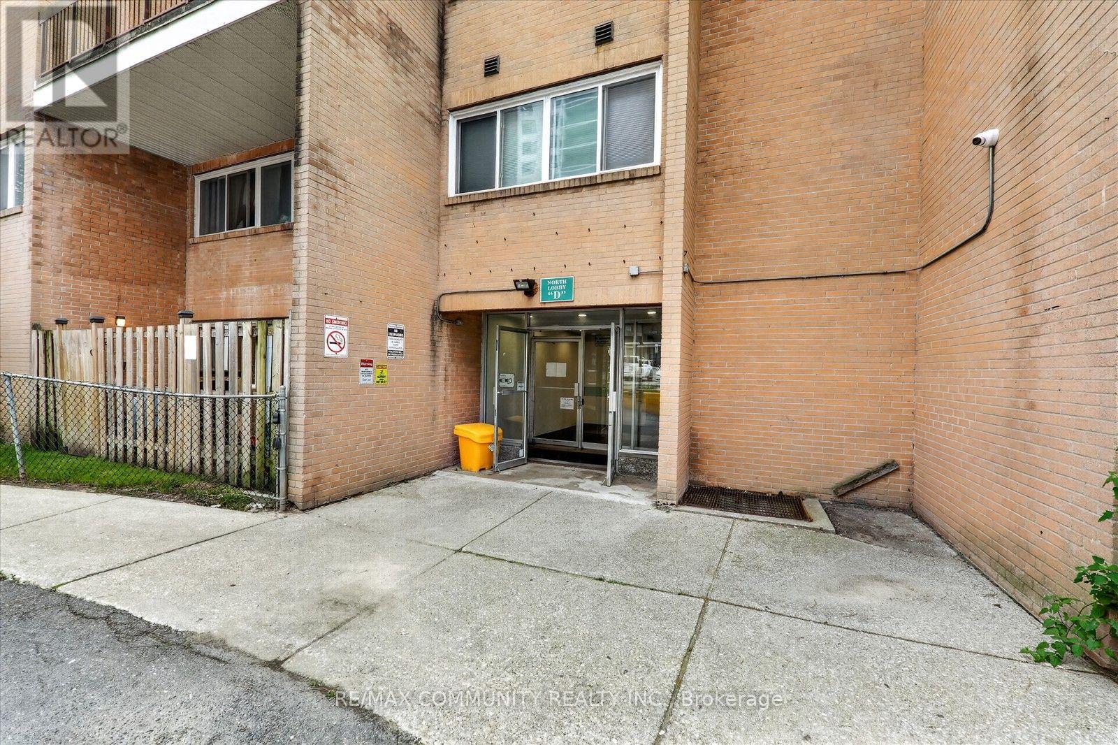 1067 - 100 Mornelle Court, Toronto, Ontario  M1E 4X2 - Photo 5 - E13801176