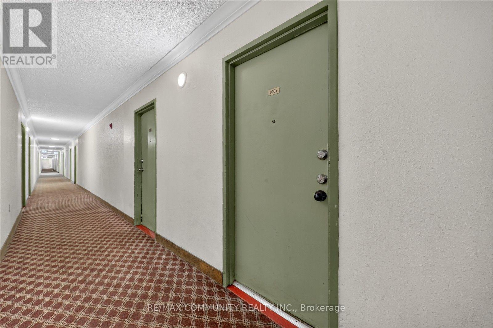 1067 - 100 Mornelle Court, Toronto, Ontario  M1E 4X2 - Photo 7 - E13801176