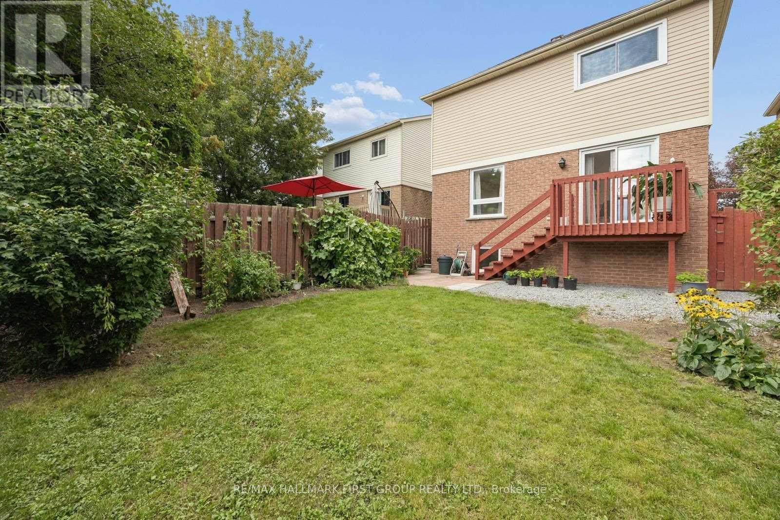 4 Lowder Place, Whitby, Ontario  L1N 8C1 - Photo 38 - E13801234