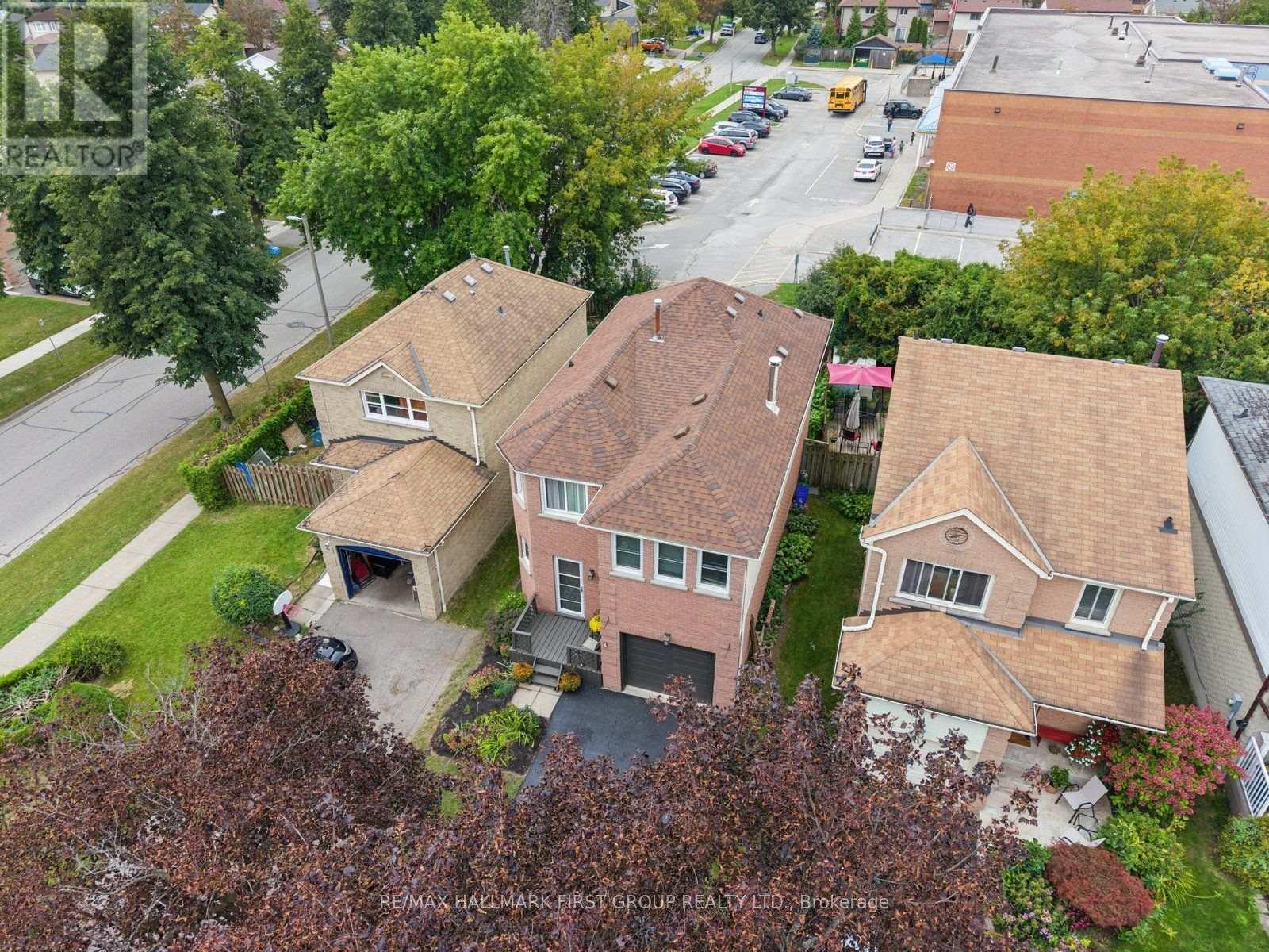4 Lowder Place, Whitby, Ontario  L1N 8C1 - Photo 40 - E13801234
