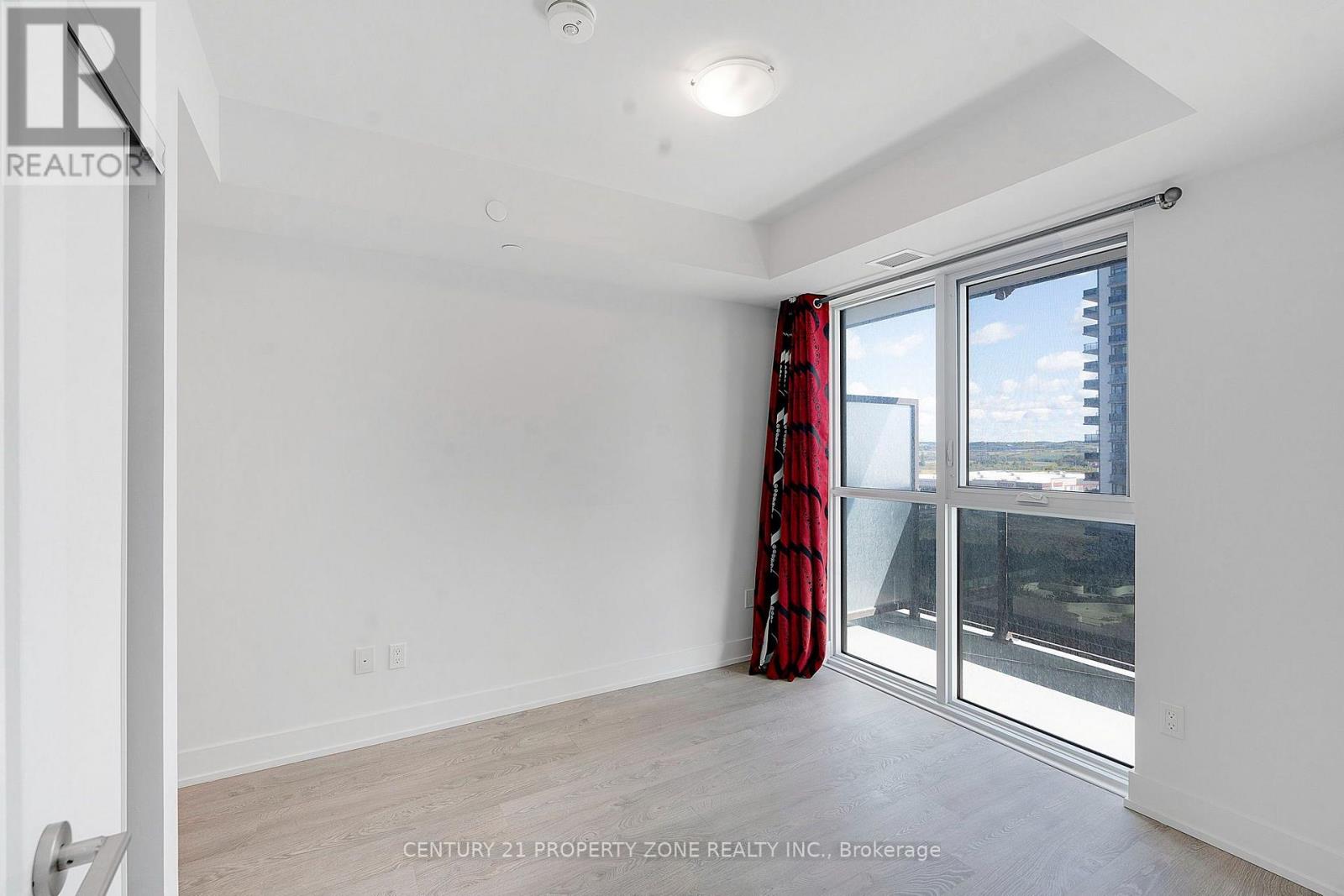 1015 - 2550 Simcoe Street N, Oshawa, Ontario L1L 0R5 - Photo 15 - E13801296
