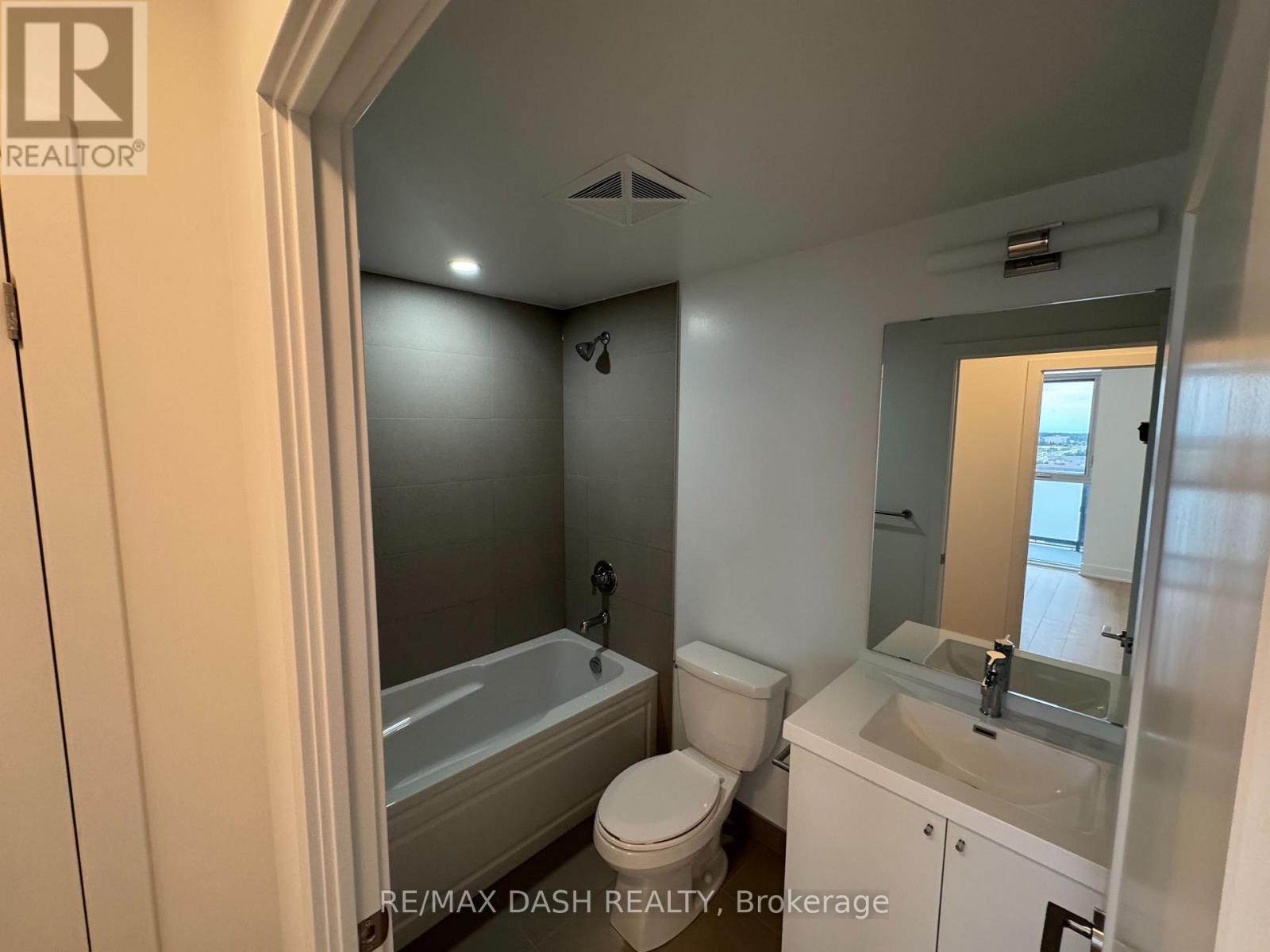924 - 2545 Simcoe Street N, Oshawa, Ontario  L1L 0W3 - Photo 13 - E13801380