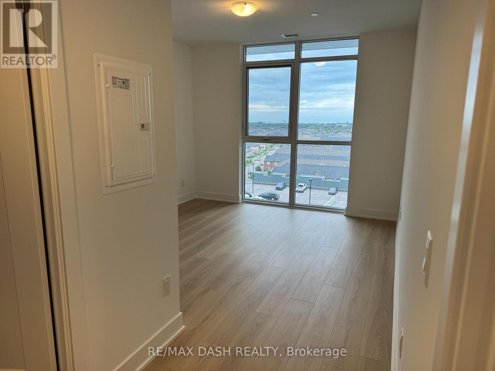 924 - 2545 Simcoe Street N, Oshawa, Ontario  L1L 0W3 - Photo 5 - E13801380