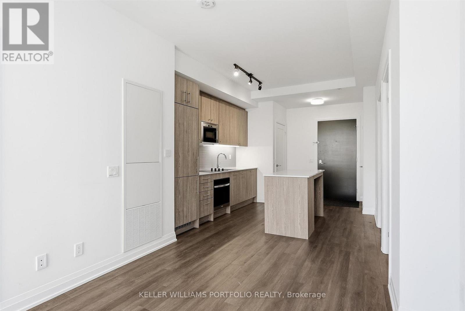 811 - 286 Main Street, Toronto, Ontario  M4C 0B3 - Photo 13 - E13801390