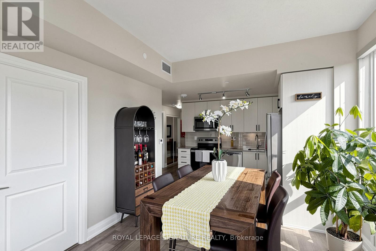 503 - 3121 Sheppard Avenue E, Toronto, Ontario  M1T 0B6 - Photo 6 - E13801406