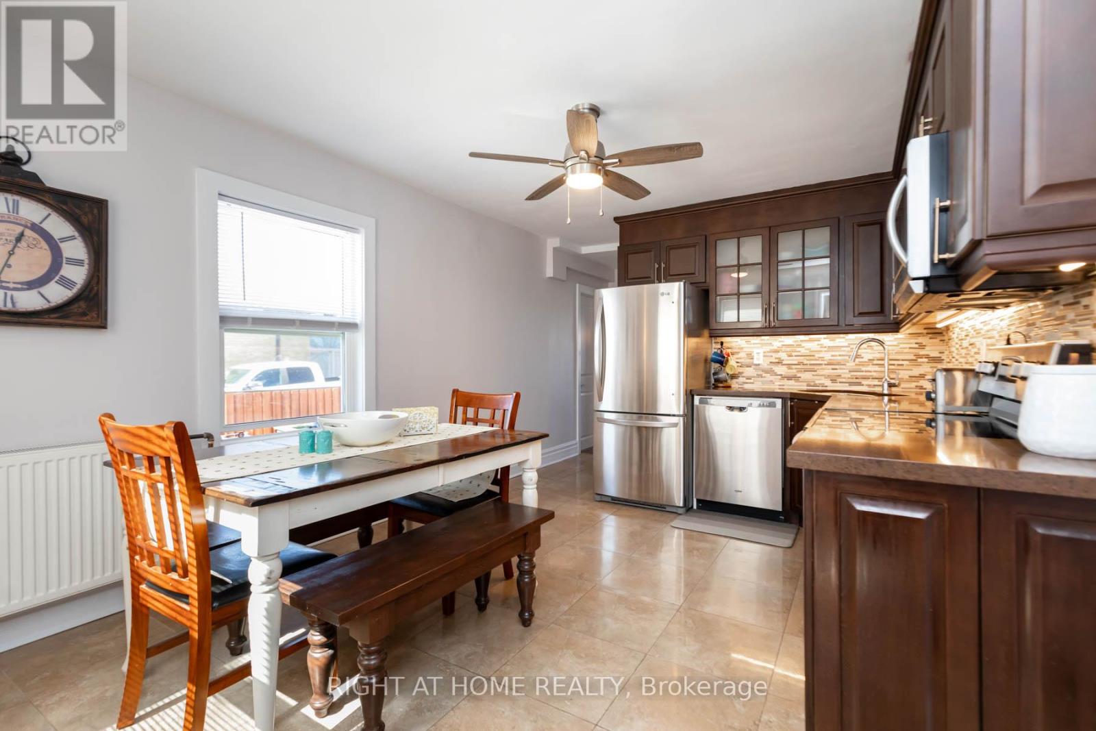 34 Kecala Road, Toronto, Ontario  M1P 1K6 - Photo 13 - E13801416