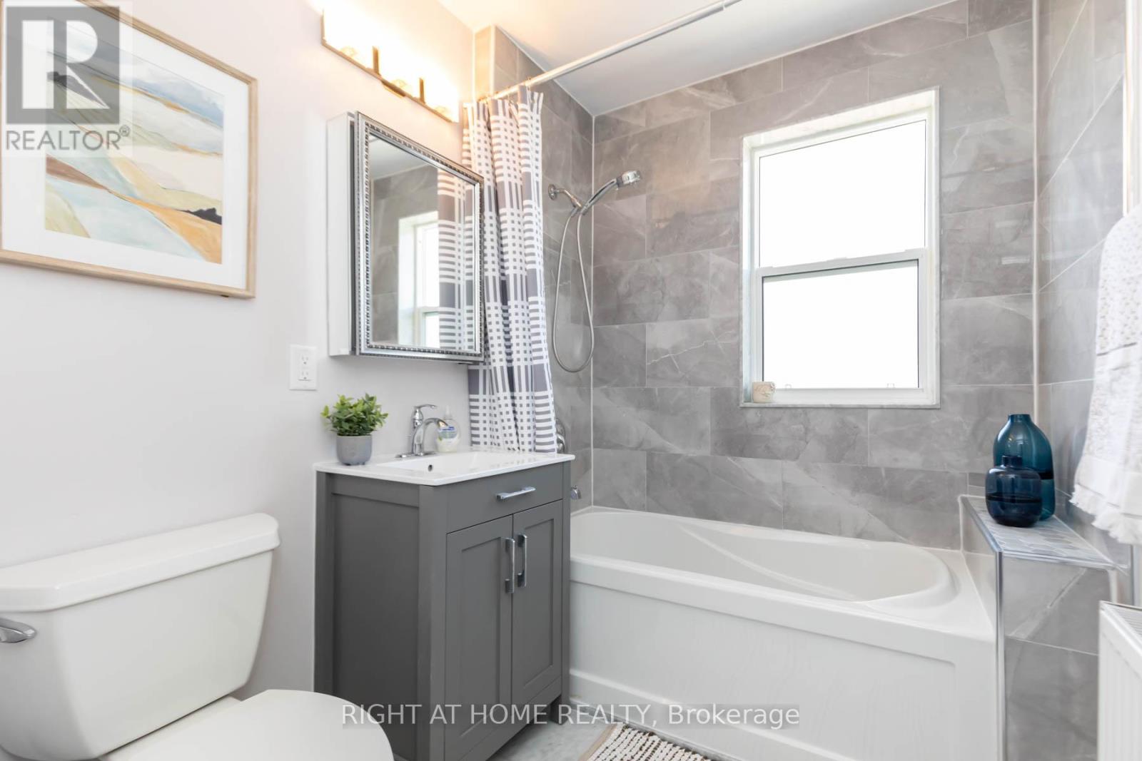 34 Kecala Road, Toronto, Ontario  M1P 1K6 - Photo 18 - E13801416