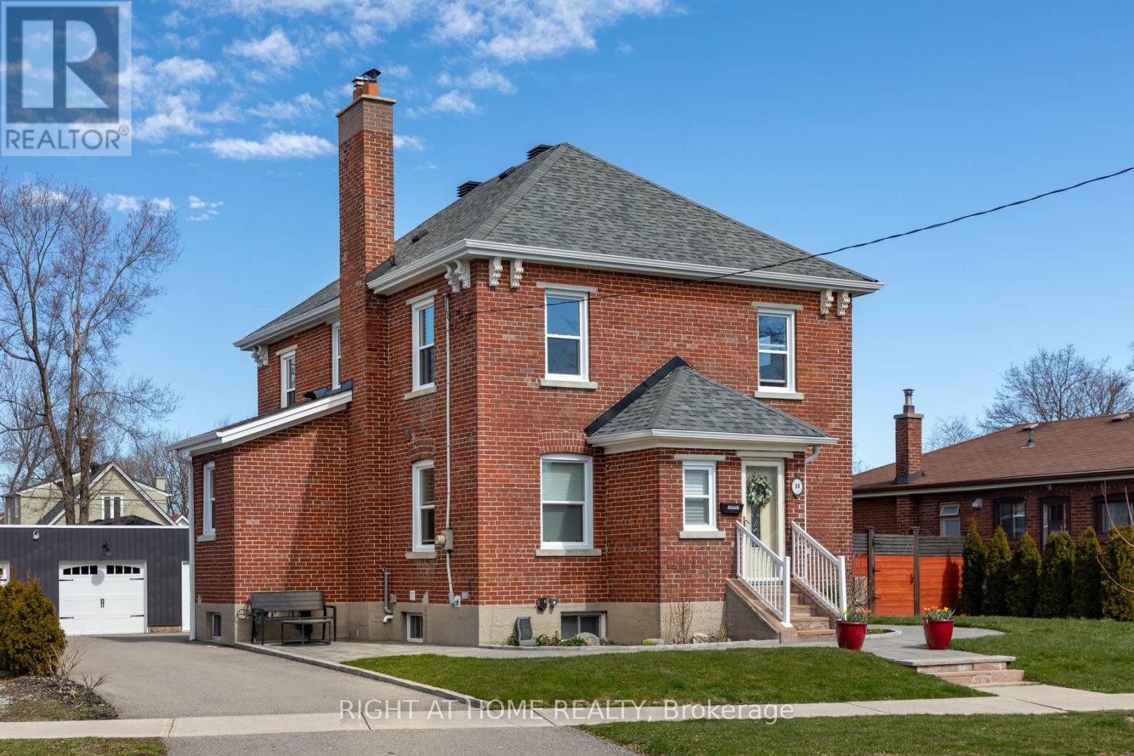 34 Kecala Road, Toronto, Ontario  M1P 1K6 - Photo 2 - E13801416