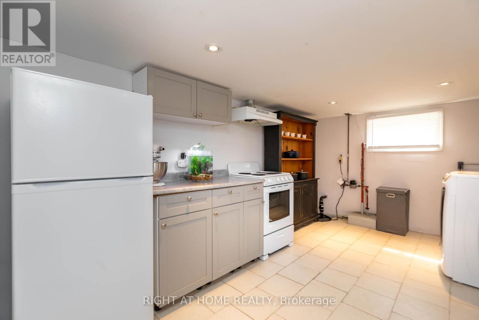 34 Kecala Road, Toronto, Ontario  M1P 1K6 - Photo 31 - E13801416