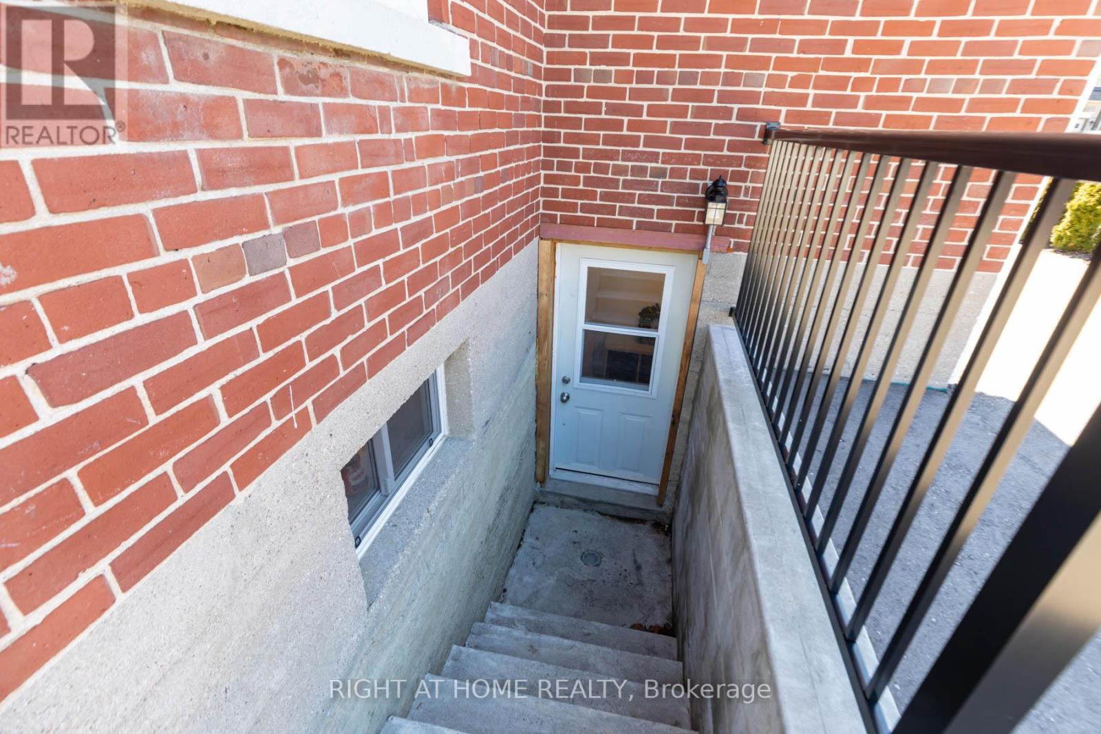 34 Kecala Road, Toronto, Ontario  M1P 1K6 - Photo 35 - E13801416