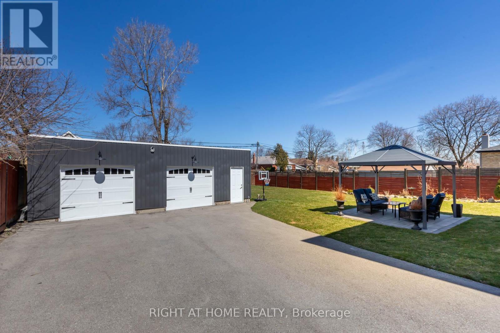 34 Kecala Road, Toronto, Ontario  M1P 1K6 - Photo 38 - E13801416