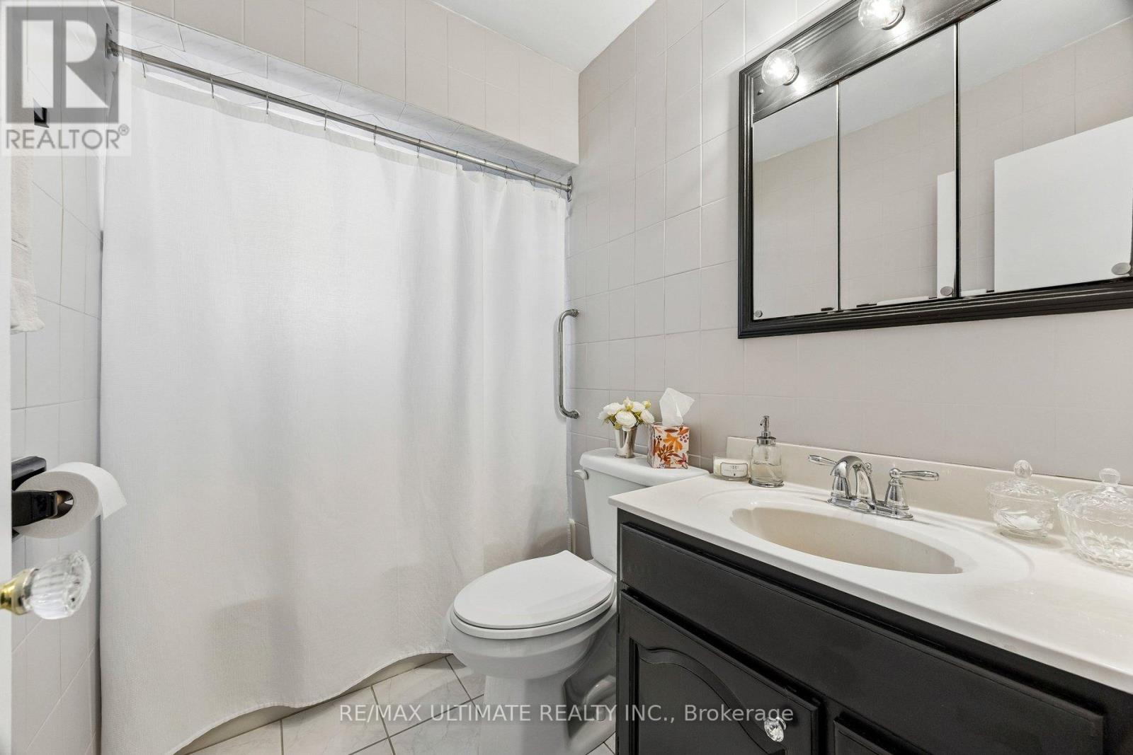 64 Hart Avenue, Toronto, Ontario  M1K 3H4 - Photo 13 - E13801470